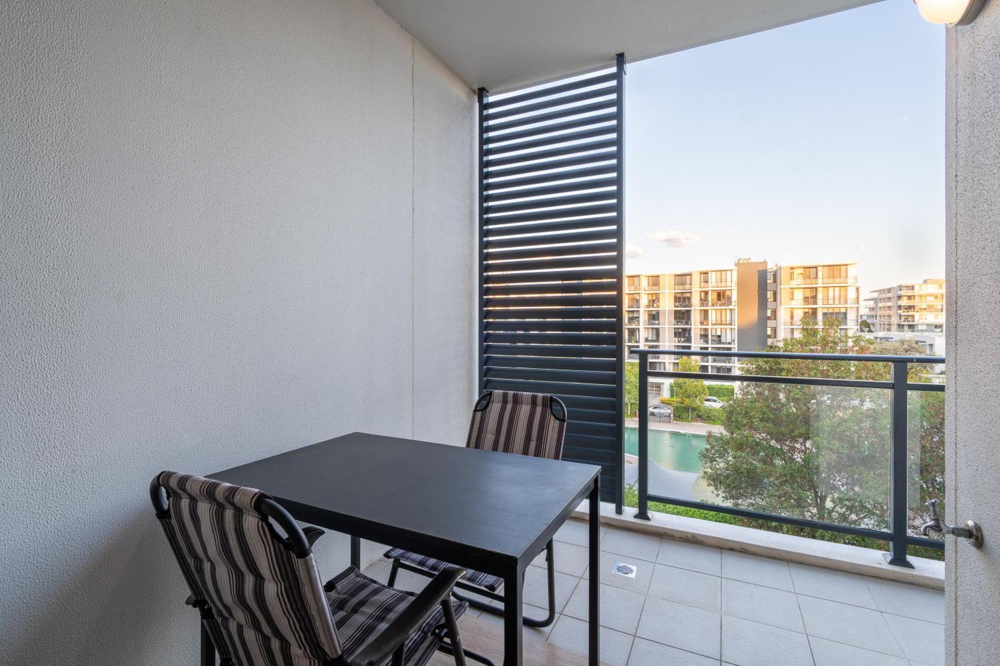 Apartment The Urban Escape -in The Heart Of Wentworth Point