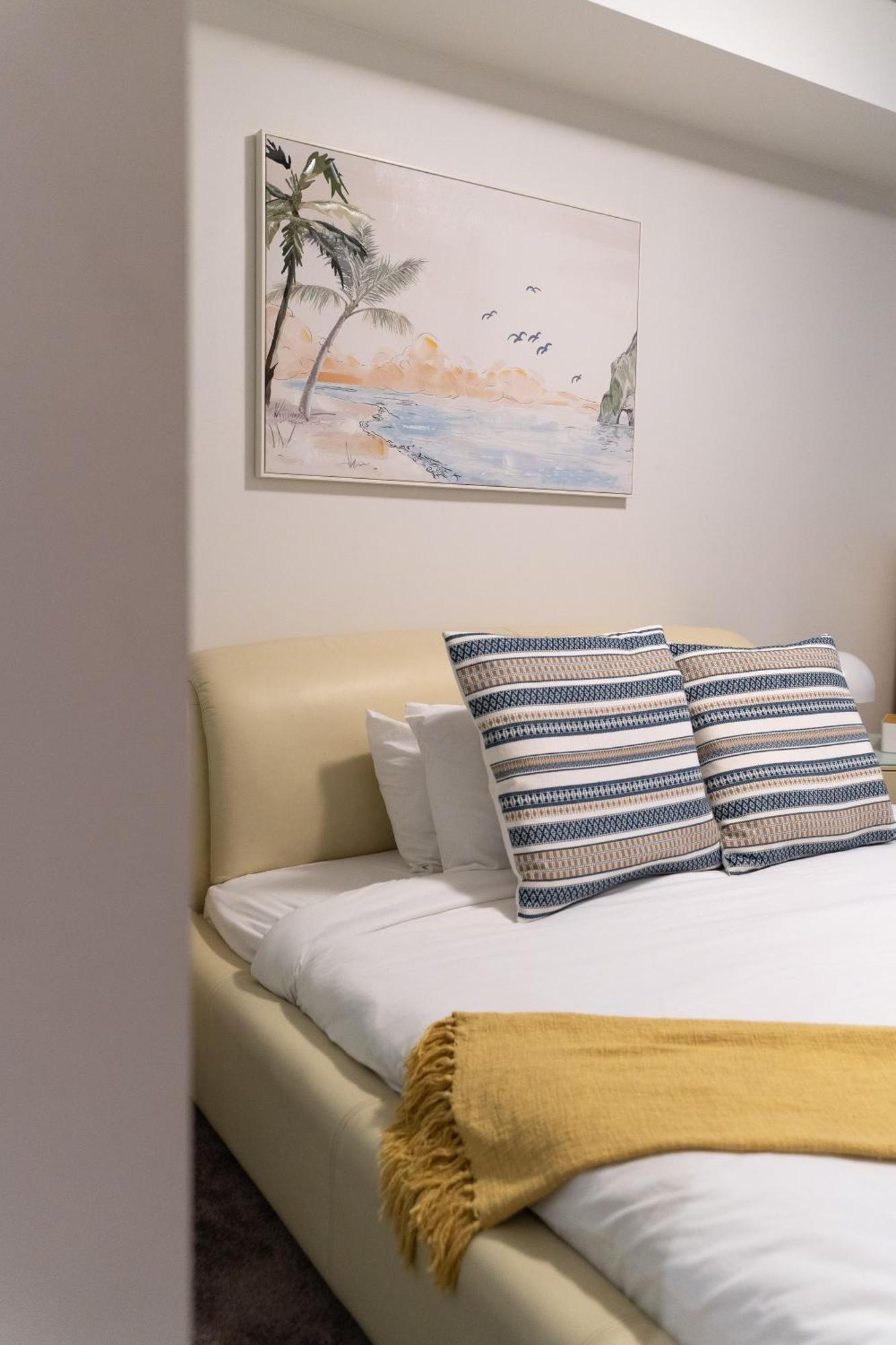 The Urban Escape -in The Heart Of Wentworth Point